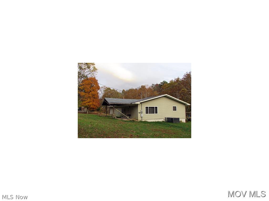 16204 Middle Island Rd Union West Union, WV 26456 - Photo 1 of 9 Home