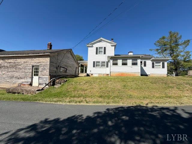 439 Midgett Farm Road Concord, VA 24538 - Photo 5 of 27 a front view of a house with a yard