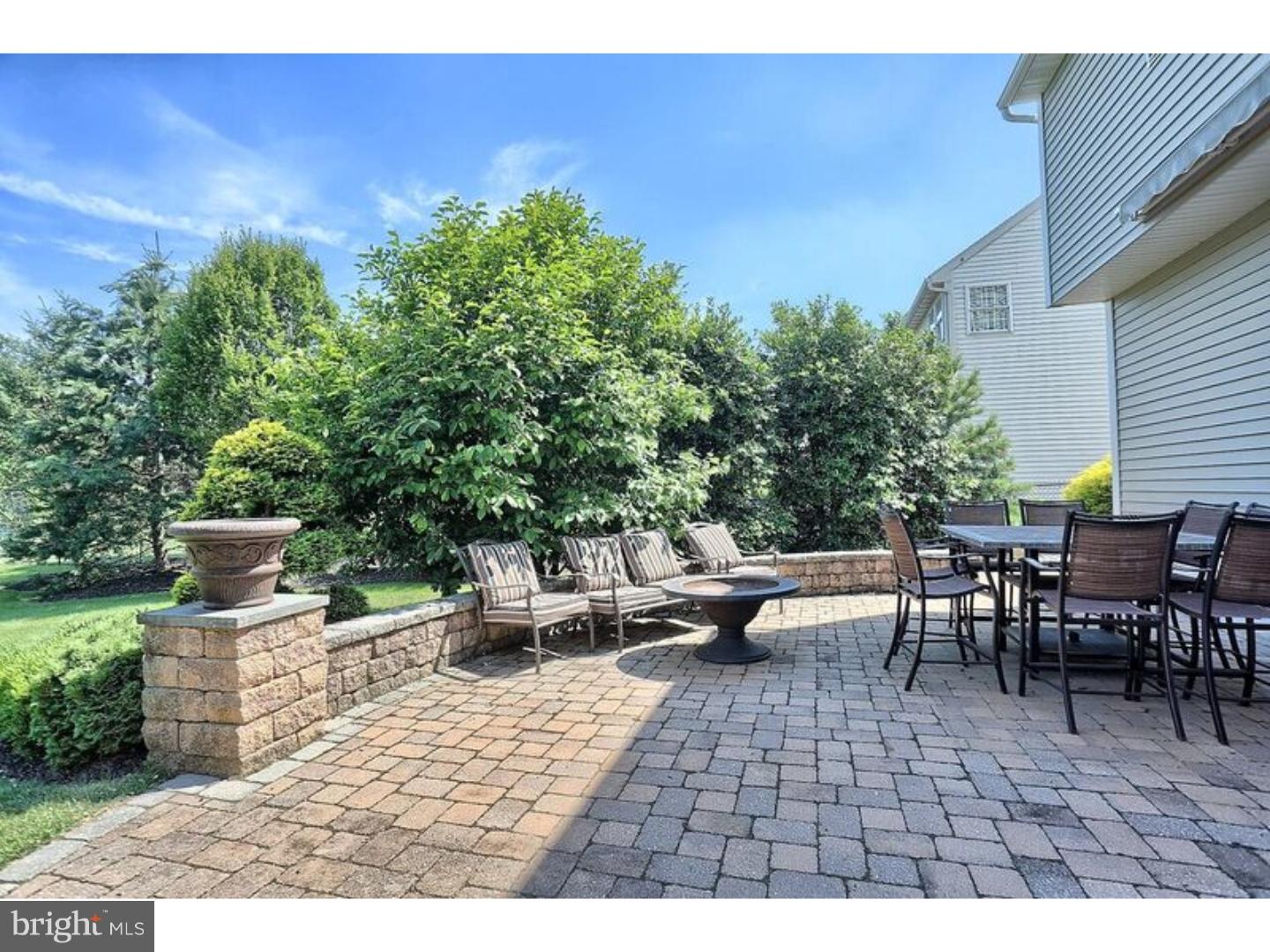 317 Kentucky Avenue Sinking Spring, PA 19608 - Photo 3 of 24 Patio