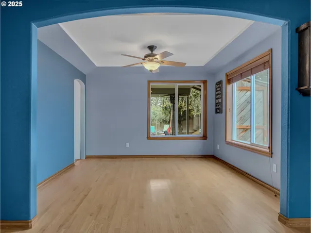 $525,000 | 1019 Southeast 27th Street, Troutdale, OR 97060