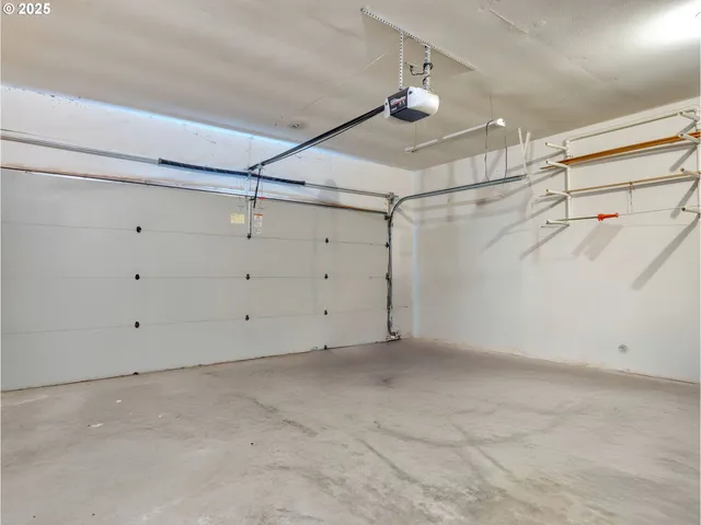 $525,000 | 1019 Southeast 27th Street, Troutdale, OR 97060