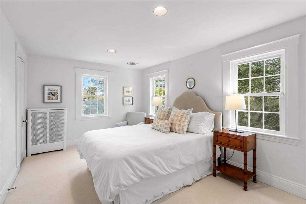 38 Wachusett Road Chestnut Hill, MA 02467 - Photo 22 of 28