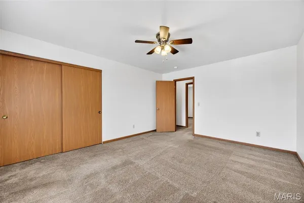 $1,475 | 2219 North Village Drive, St. Charles, MO 63303