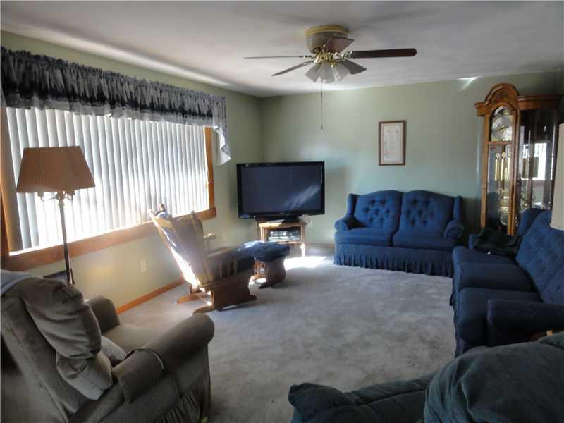 3198 Ridge Rd Extension Economy, PA 15042 - Photo 3 of 4 Living Room.