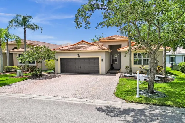 $649,999 | 5445 Northwest 122nd Drive, Coral Springs, FL 33076