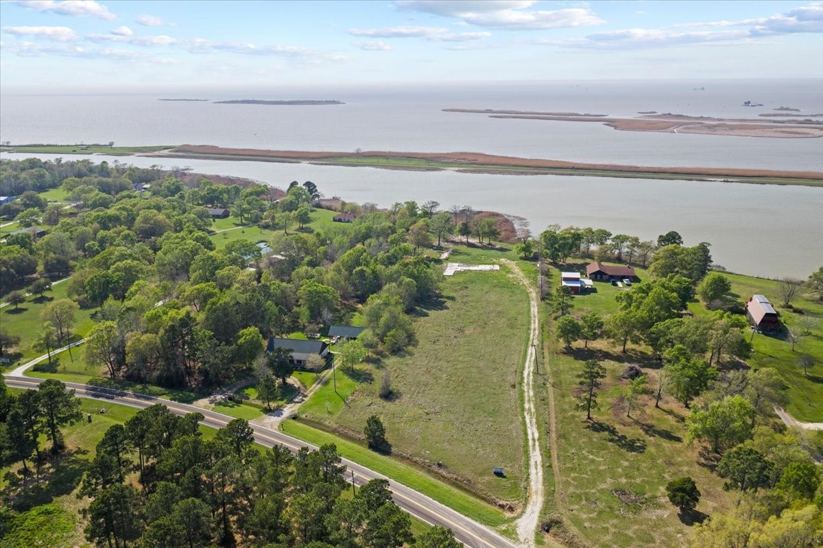 3514 South Main Street Anahuac, TX 77514 - Photo 6 of 14 a view of a lake