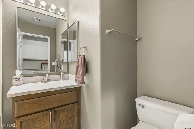 $299,900 | 3273 Partridge Run Street, Laughlin, NV 89029