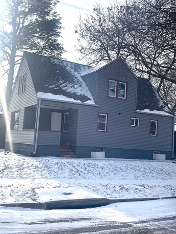 $205,000 | 601 South Henrietta Avenue, Rockford, IL 61102