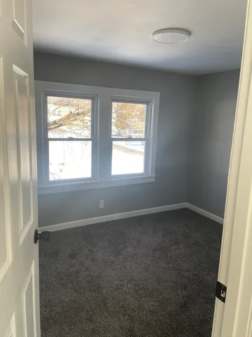 $205,000 | 601 South Henrietta Avenue, Rockford, IL 61102