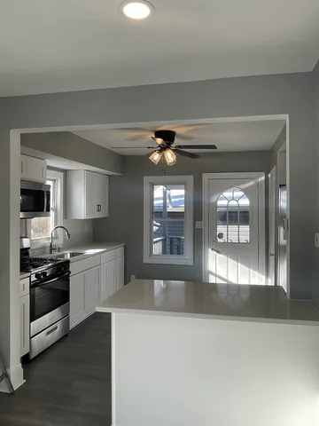 $205,000 | 601 South Henrietta Avenue, Rockford, IL 61102