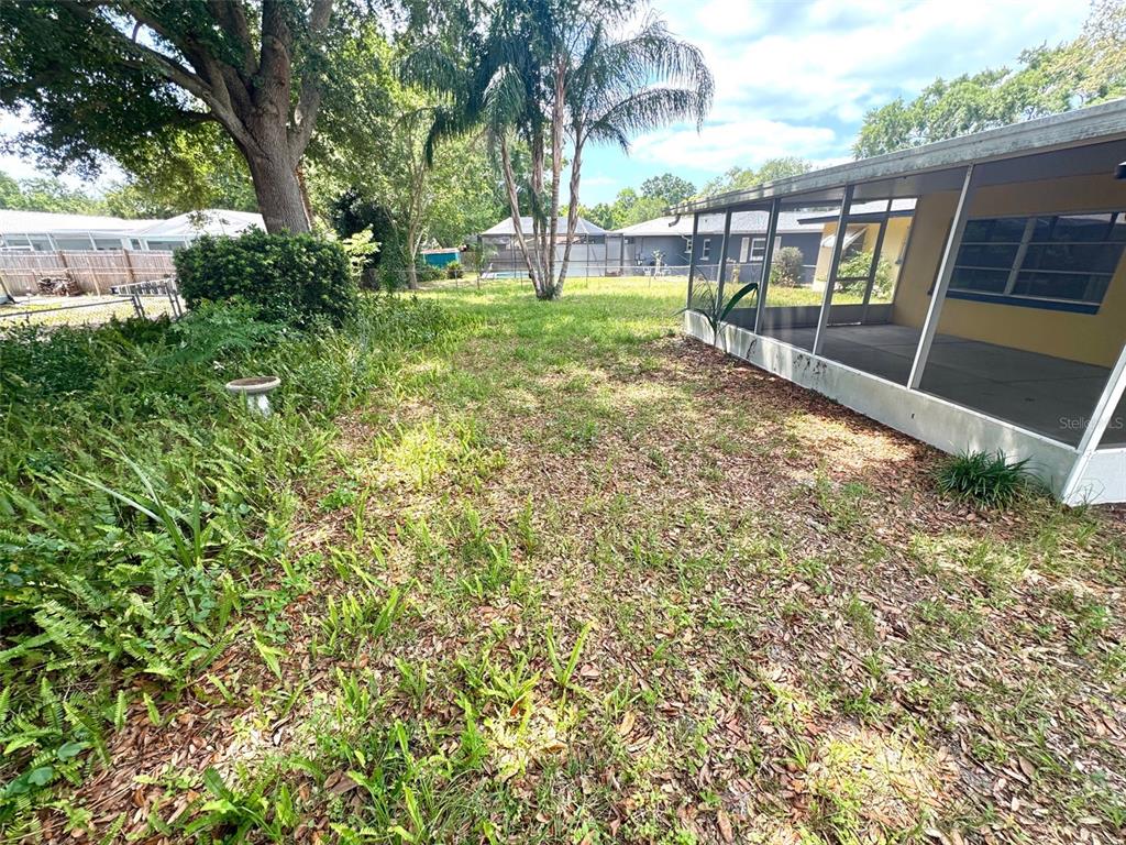 1035 Robmar Road Dunedin, FL 34698 - Photo 32 of 40