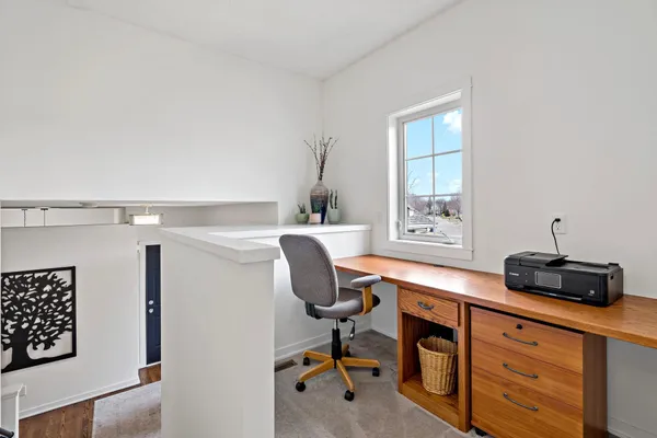 $550,000 | 20599 Islandview Circle, Lakeville, MN 55044