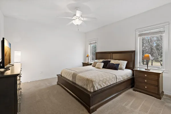 $550,000 | 20599 Islandview Circle, Lakeville, MN 55044