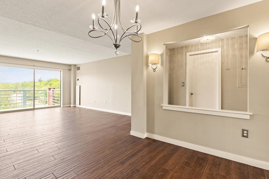 273 Cambridge Road, Unit 706 Woburn, MA 01801 - Photo 4 of 32 Gallery Image 4