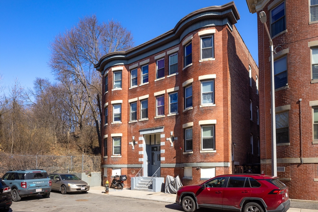 96-98 Woodledge Street Boston, MA 02125 - Photo 2 of 4 a building view