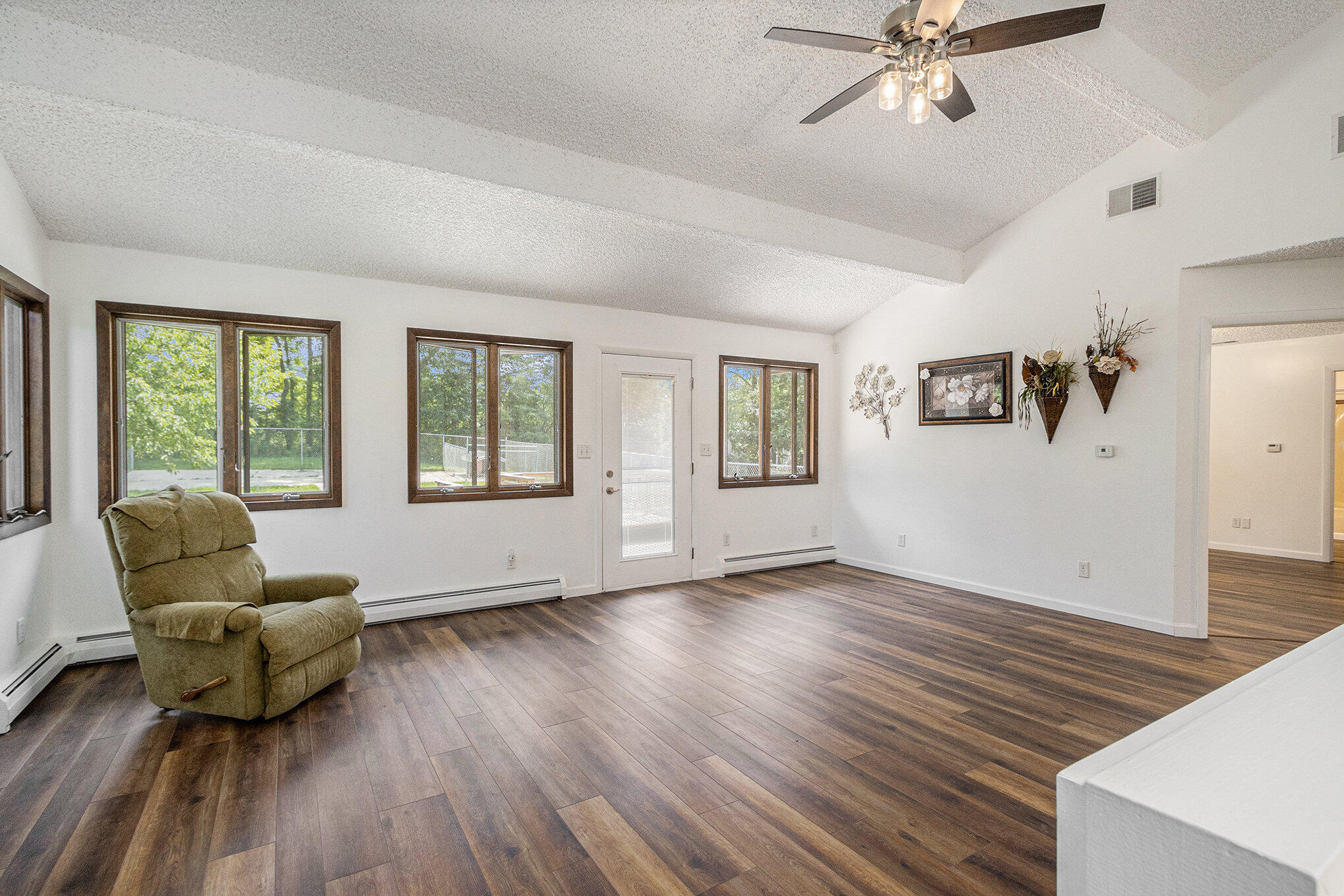 8648 Reynolds Road Bellevue, MI 49021 - Photo 11 of 41 006_8648reynolds_14