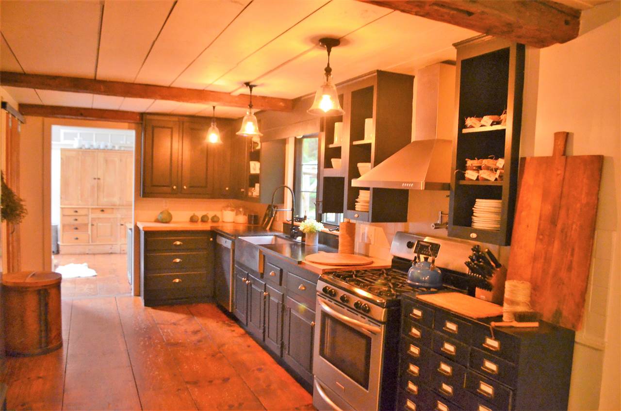 210 Davison Road Henniker, NH 03242 - Photo 10 of 40 Gallery Image 10