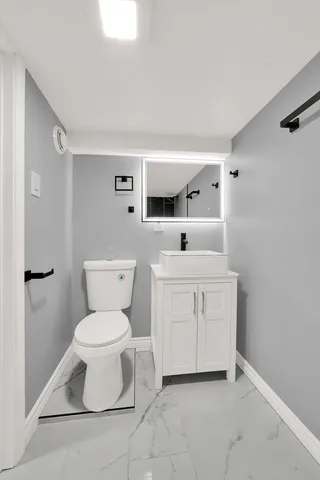 $399,900 | 8047 South Mozart Street, Chicago, IL 60652