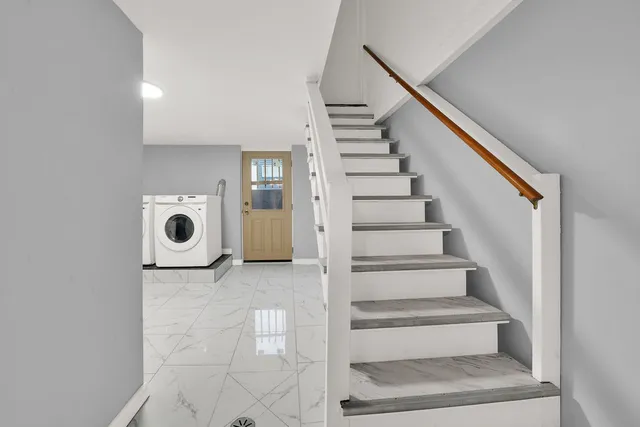 $399,900 | 8047 South Mozart Street, Chicago, IL 60652