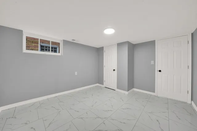 $399,900 | 8047 South Mozart Street, Chicago, IL 60652