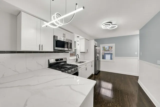 $399,900 | 8047 South Mozart Street, Chicago, IL 60652