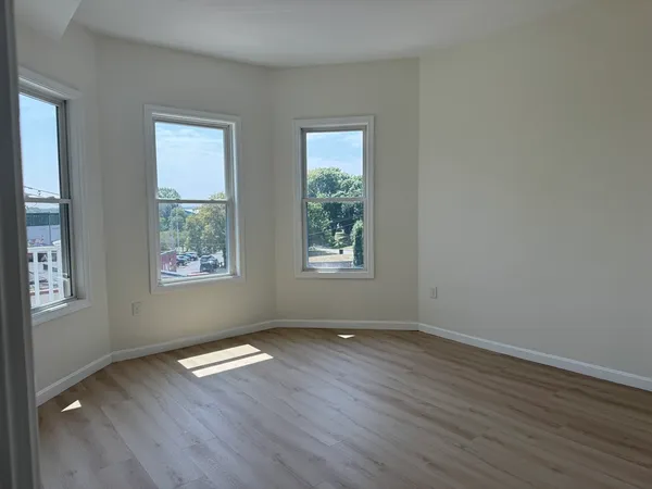 $3,900 | 247 Harvard Street, Unit 3, Boston, MA 02124