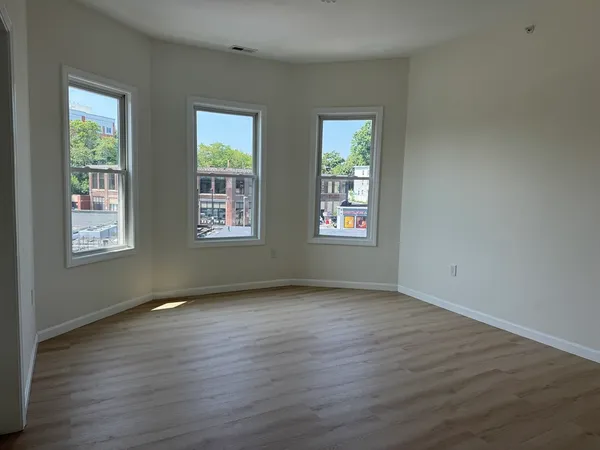 $3,900 | 247 Harvard Street, Unit 3, Boston, MA 02124