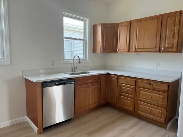 $3,900 | 247 Harvard Street, Unit 3, Boston, MA 02124