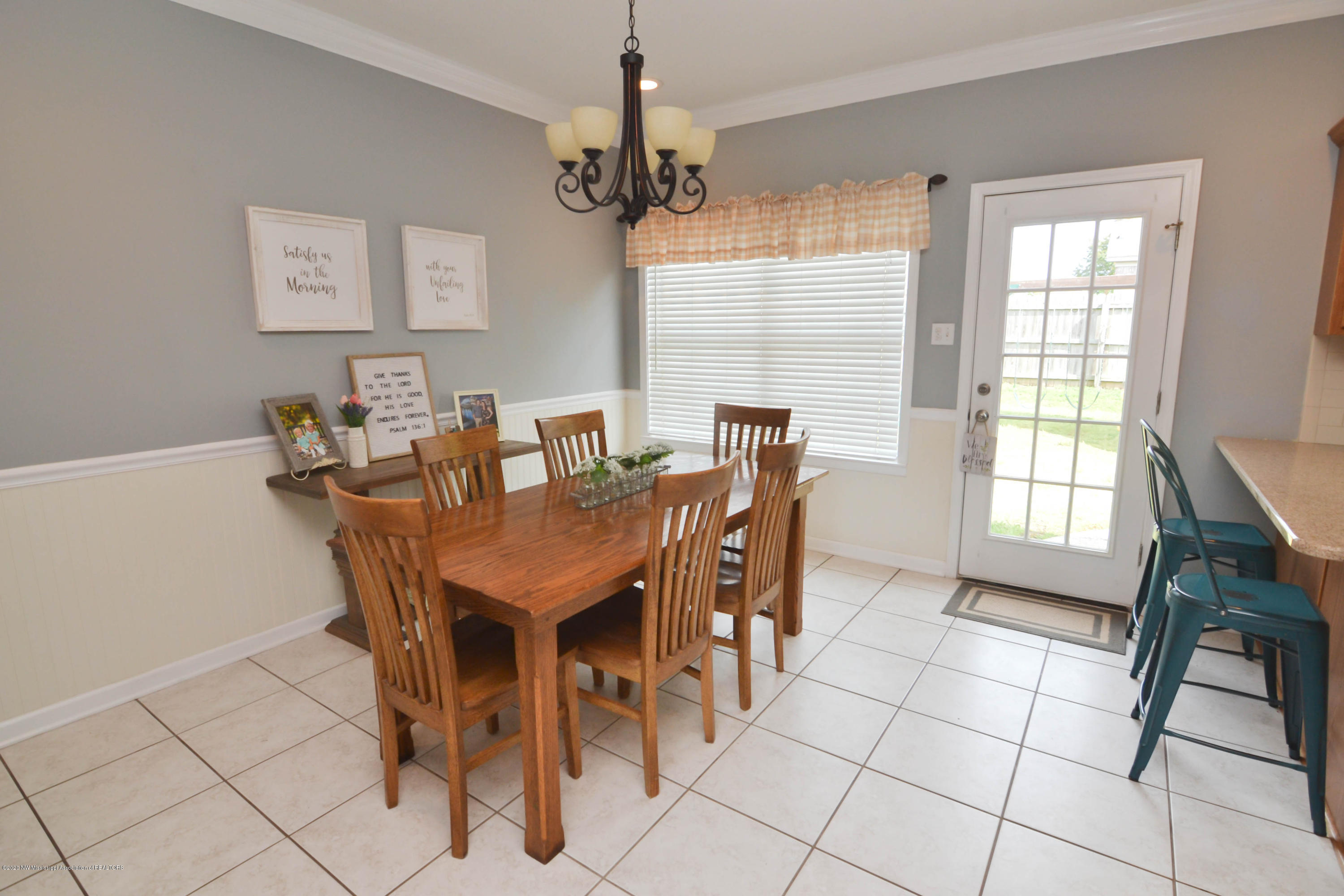 7716 Alexanders Ridge Cove Olive Branch, MS 38654 - Photo 6 of 21 Breakfast Area