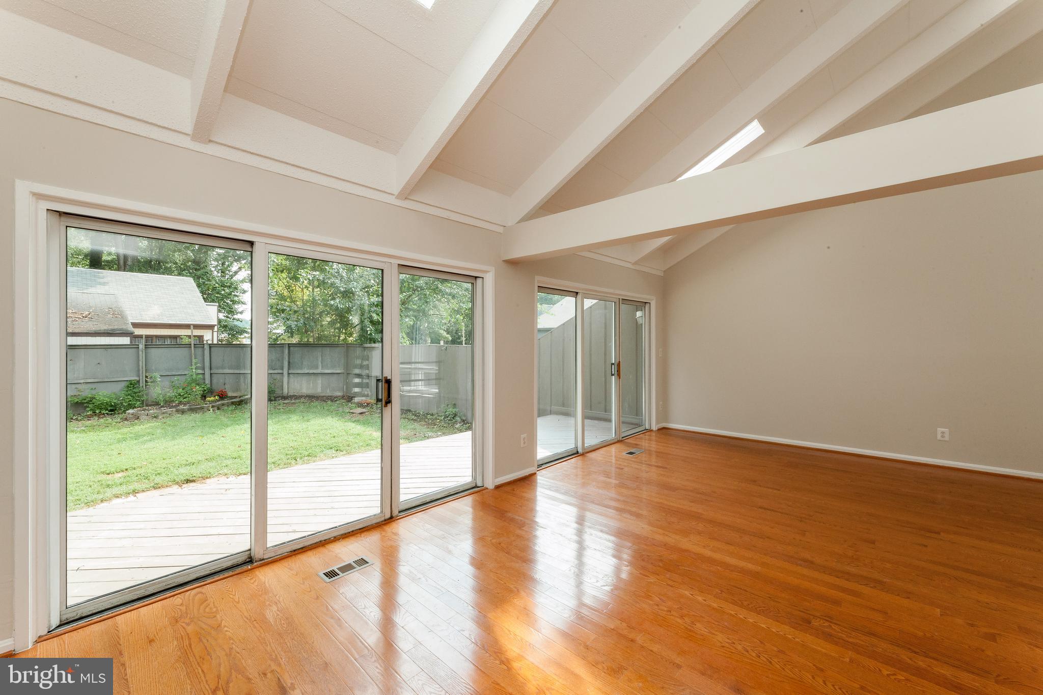 9302 Raintree Road Burke, VA 22015 - Photo 13 of 45 Gallery Image 13