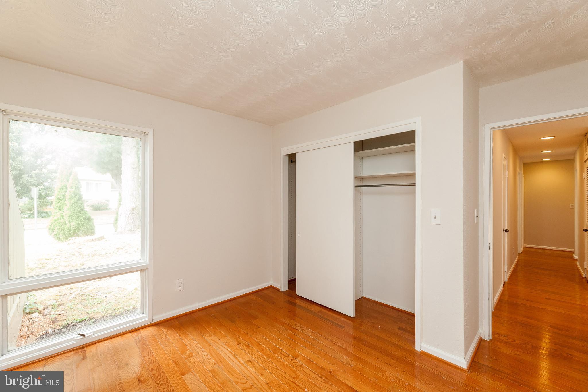 9302 Raintree Road Burke, VA 22015 - Photo 33 of 45 Gallery Image 33