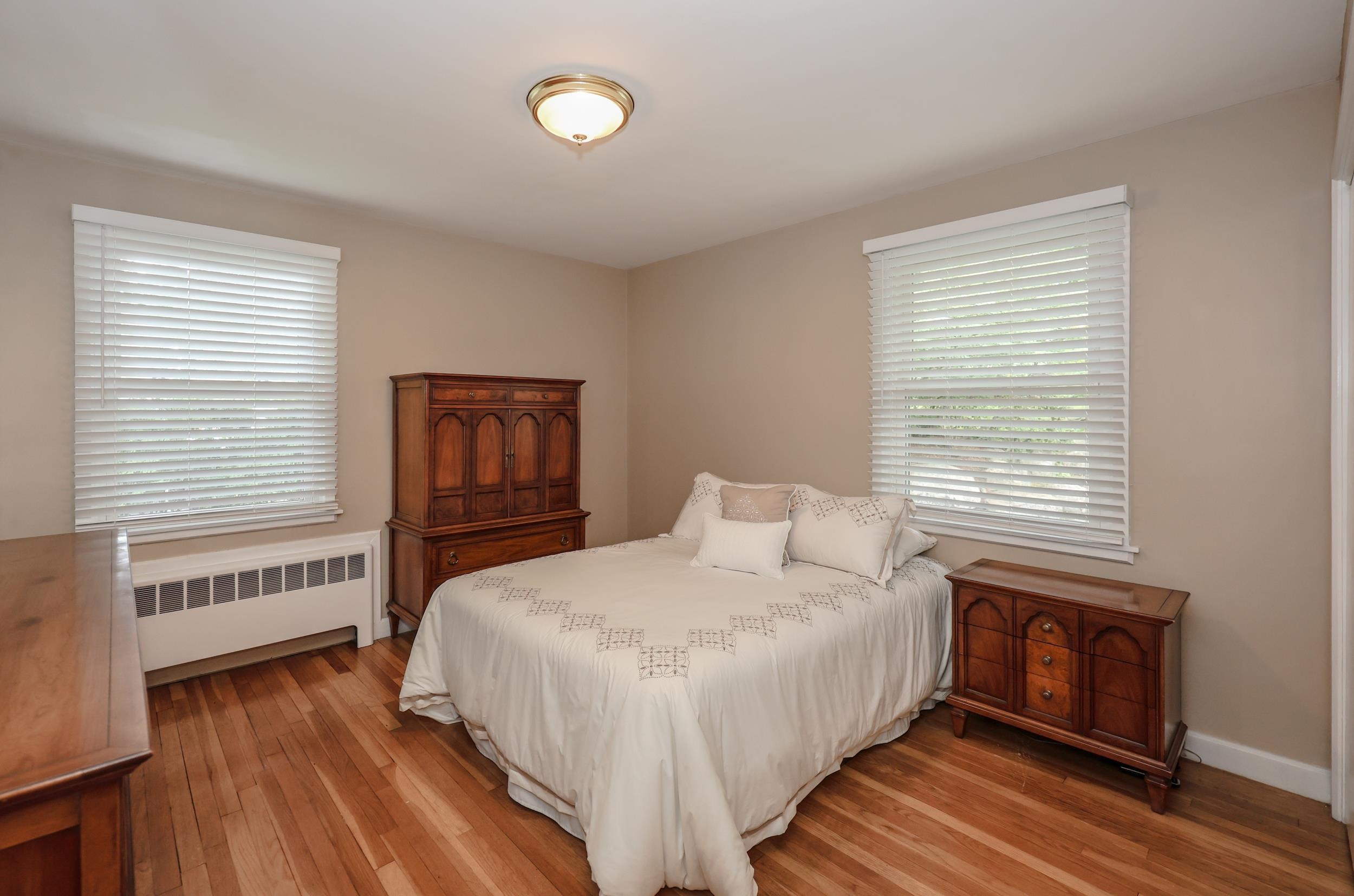 41 Bruce Road Manchester, NH 03104 - Photo 22 of 39 Gallery Image 22