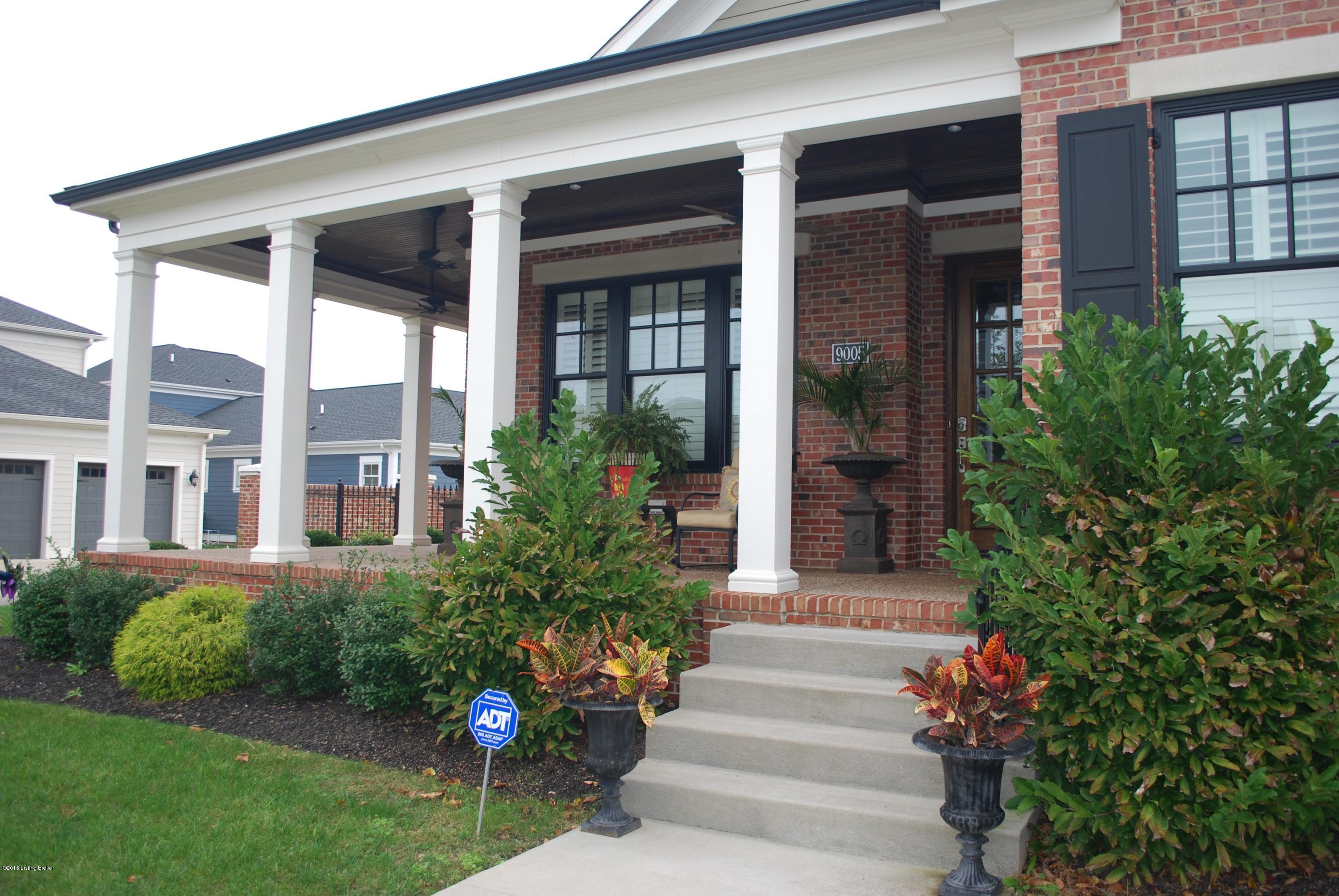 9005 Coltsfoot Trace Prospect, KY 40059 - Photo 4 of 27 DSC_0144