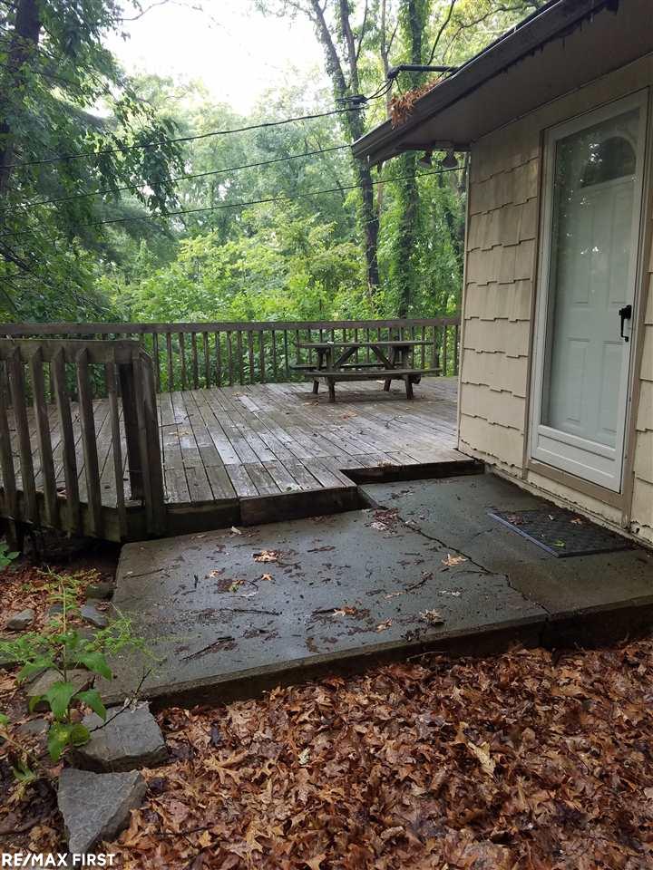 6080 North Rochester Road Rochester, MI 48306 - Photo 14 of 19 31303844-13.JPG