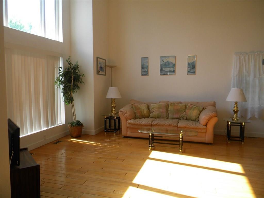 1017 Dexter Road St. Albans, ME 04971 - Photo 13 of 31 Living room