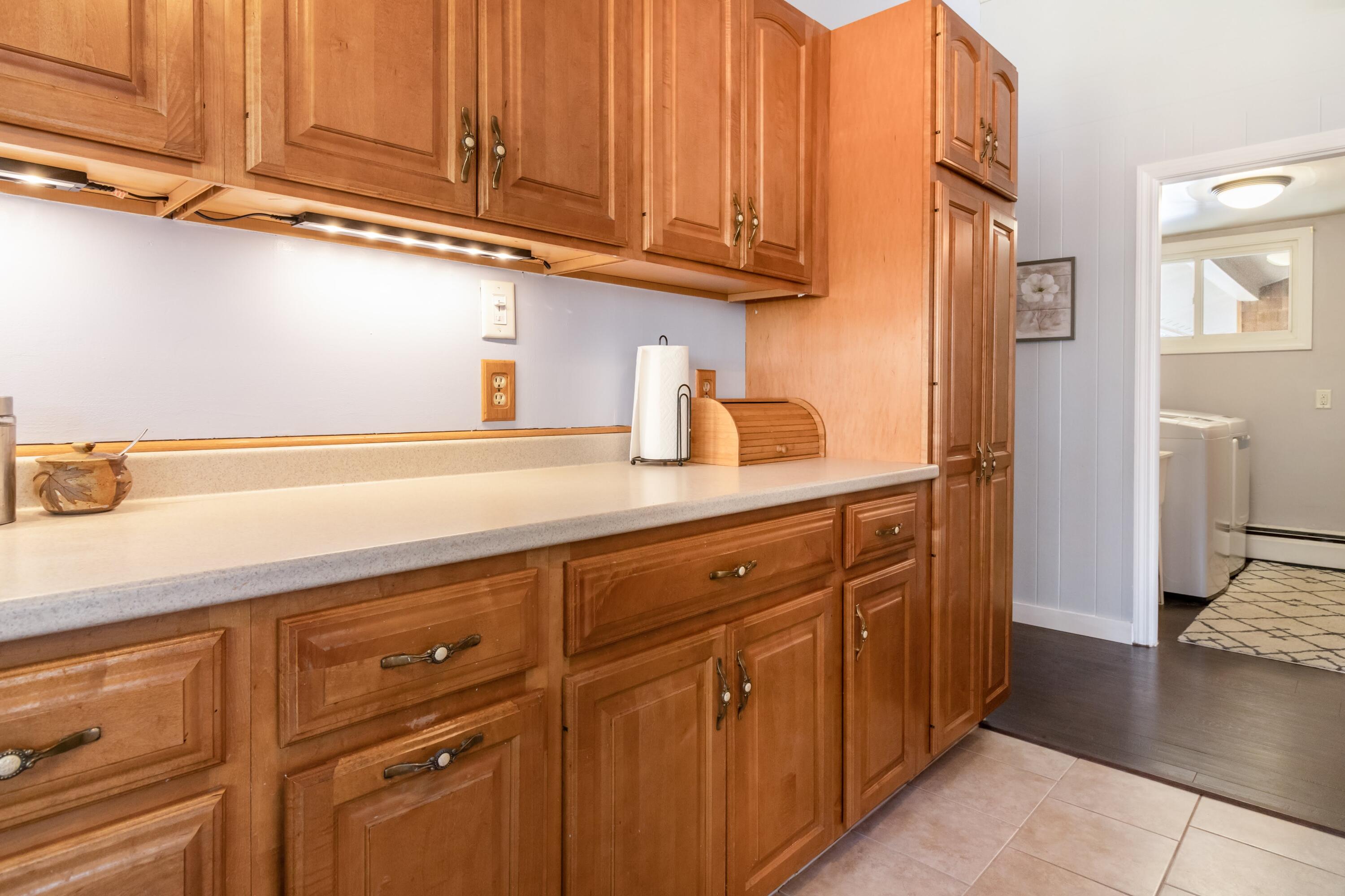 1600 River Road Bucksport, ME 04416 - Photo 29 of 47 1600 River Road Interiors-28
