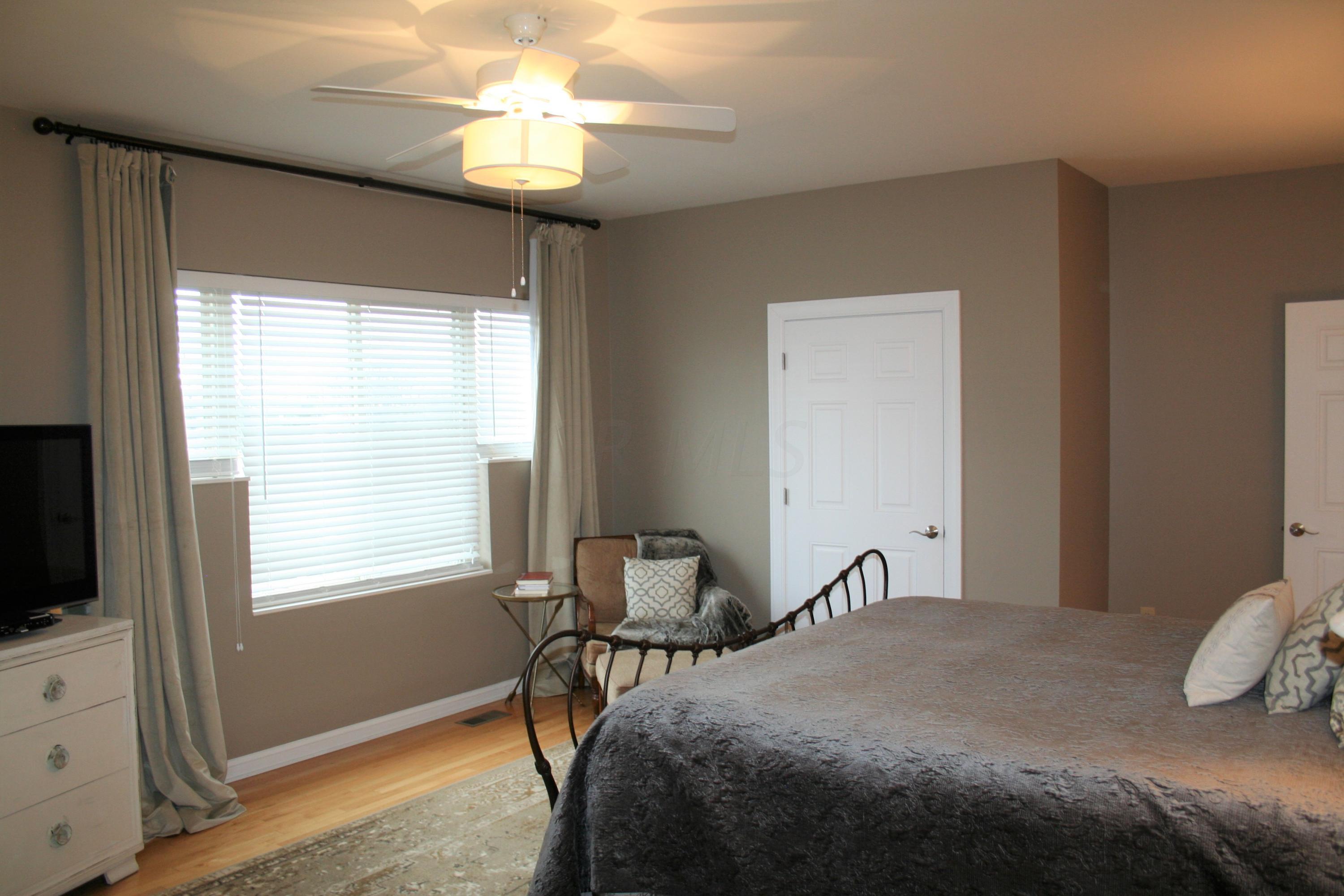 1768 Ridgecliff Road Columbus, OH 43221 - Photo 21 of 33 Gallery Image 21