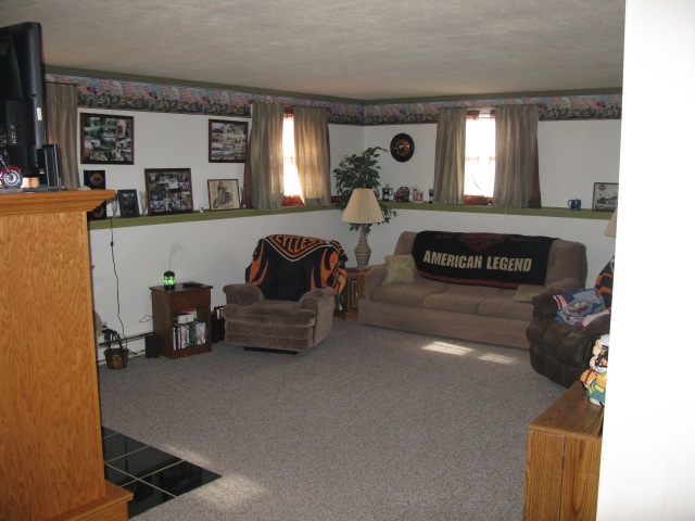201 Park Lane Butler, IN 46721 - Photo 11 of 19 Gallery Image 11