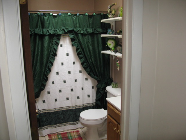 201 Park Lane Butler, IN 46721 - Photo 9 of 19 Gallery Image 9