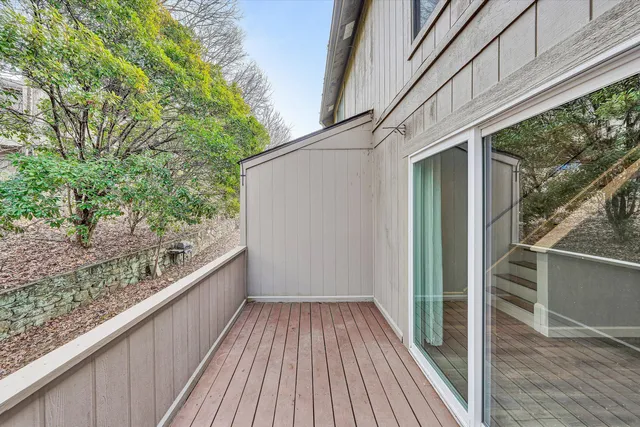 $250,000 | 7122 Woods Crossing Drive, Roanoke, VA 24018