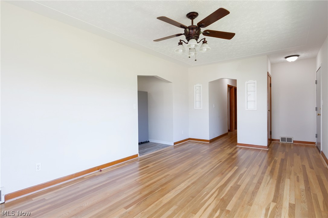 1309 Meister Road Lorain, OH 44053 - Photo 5 of 35 Gallery Image 5