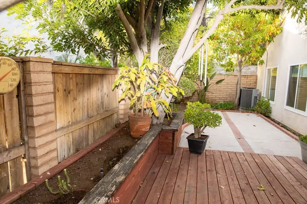 $1,555,000 | 42 Almond Tree Lane, Irvine, CA 92612