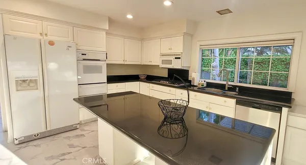 $1,555,000 | 42 Almond Tree Lane, Irvine, CA 92612