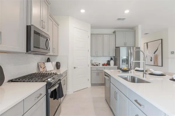 $480,990 | 3942 Kennebunk Loop, Mount Dora, FL 32757
