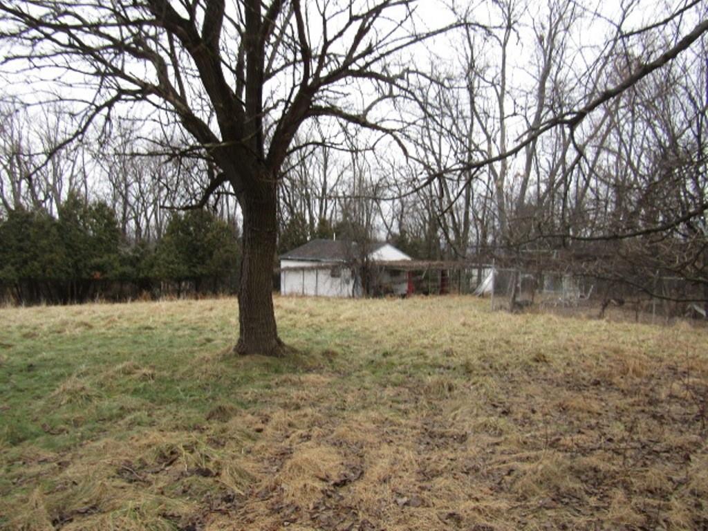 232 Crestview Road Pittsburgh, PA 15235 - Photo 5 of 30 a backyard of a house with lots of green space
