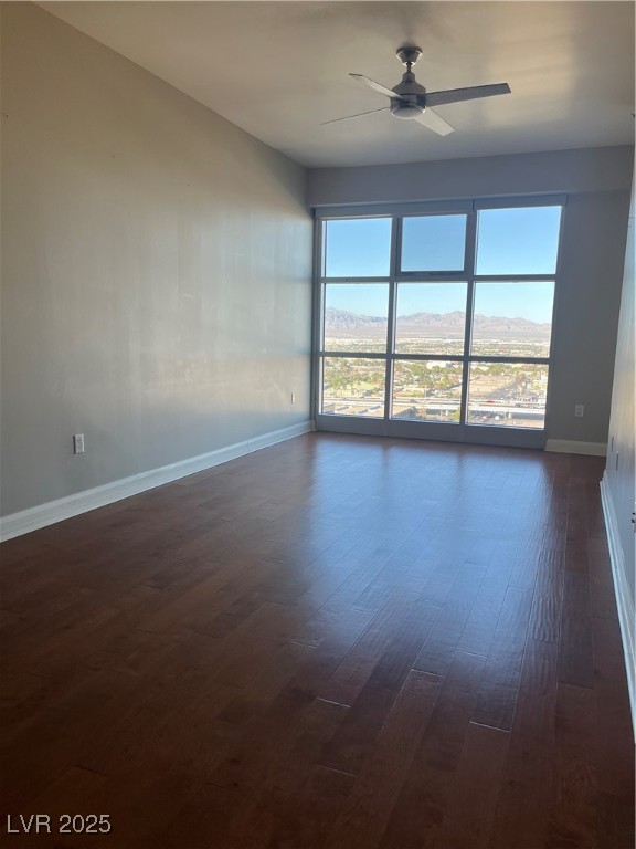 150 South Las Vegas Boulevard, Unit 1802 Las Vegas, NV 89101 - Photo 4 of 18