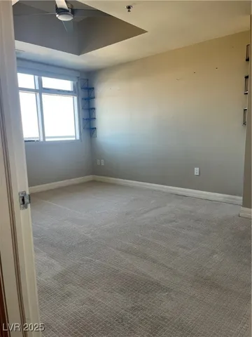 $2,000 | 150 South Las Vegas Boulevard, Unit 1802, Las Vegas, NV 89101