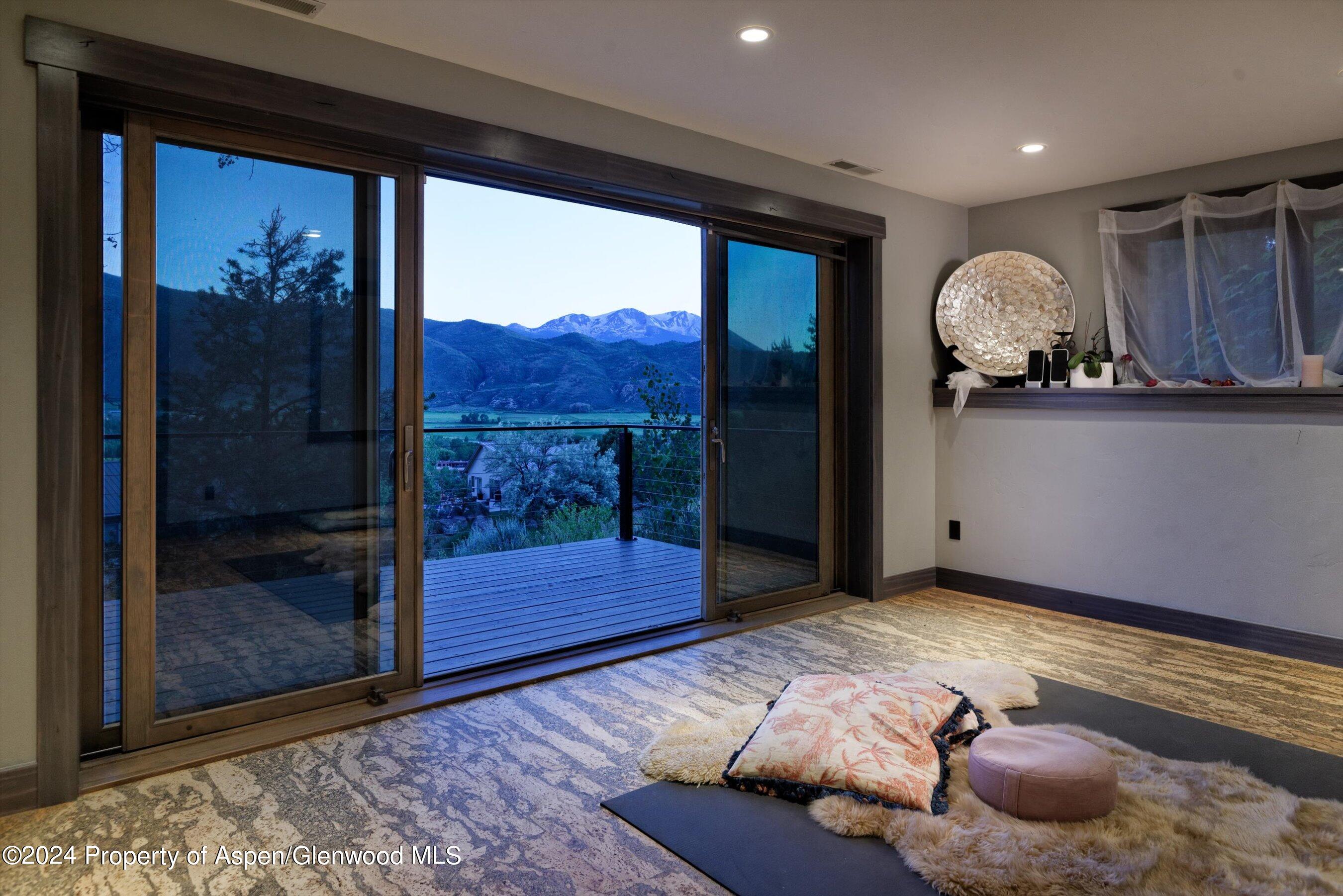 134 Ridge Road Basalt, CO 81621 - Photo 11 of 28 07-134Ridge_HiRes220615021