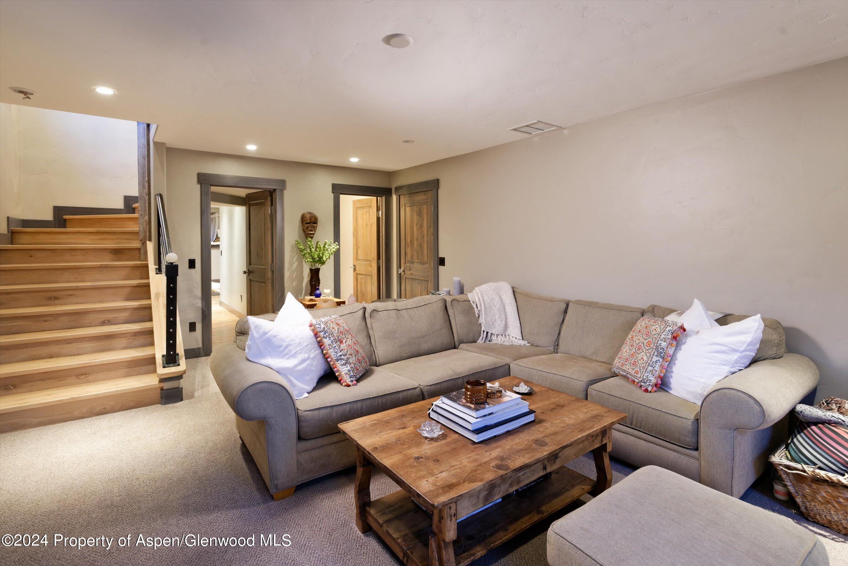 134 Ridge Road Basalt, CO 81621 - Photo 13 of 28 08-134Ridge_HiRes220615022