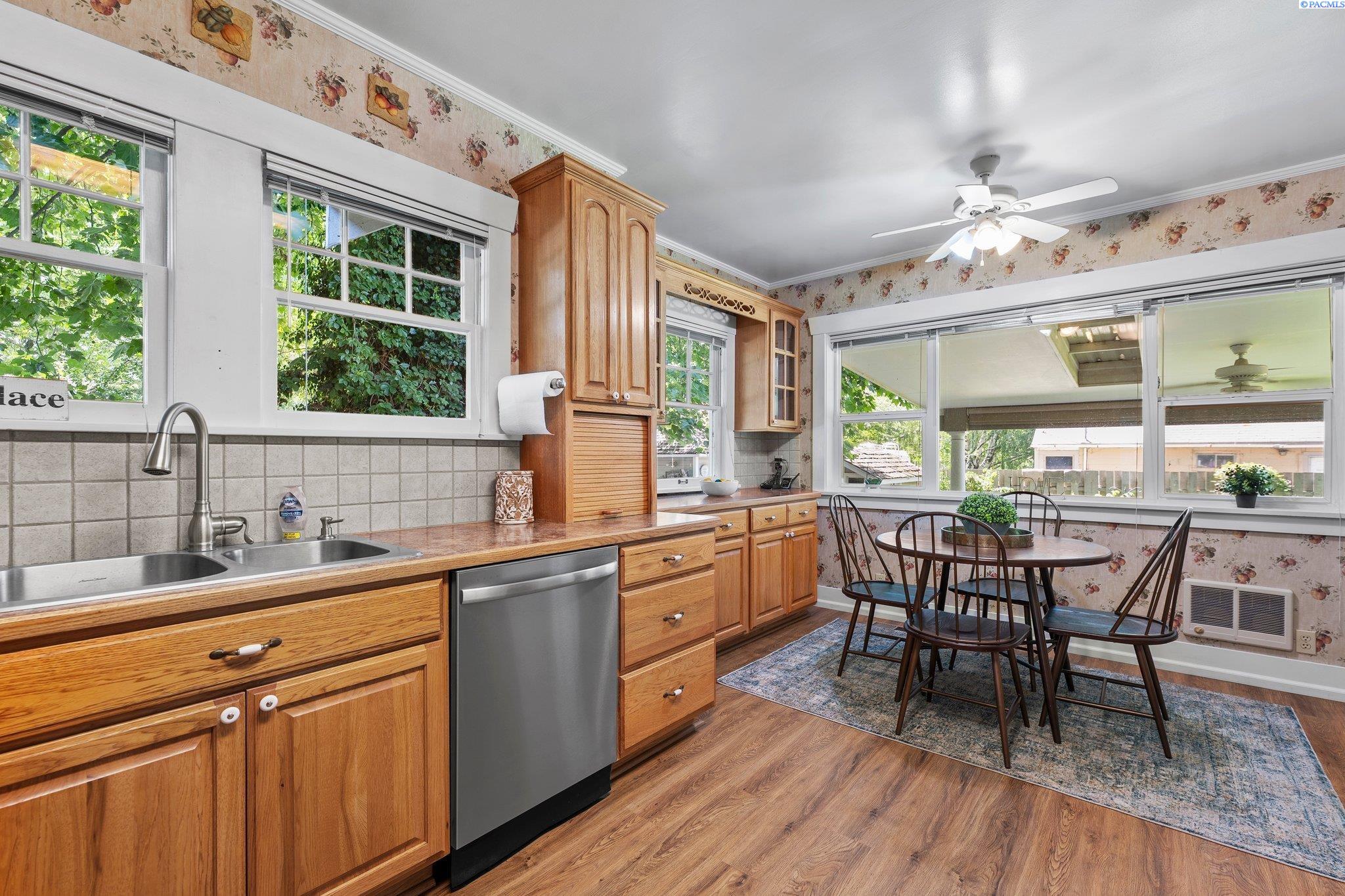 1121 Scoon Road Sunnyside, WA 98944 - Photo 18 of 39 Gallery Image 18